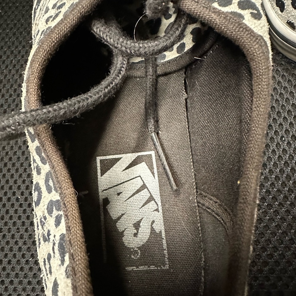 Vans Running Shoes - Picture 7 of 9